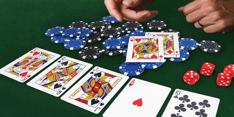 Cách Chơi Sâm Lốc Tất Thắng Cho Người Chơi Mới 3 Cách chơi sâm lốc vô cùng dễ hiểu mà bất cứ ai cũng có thể tham gia